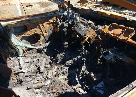 2020 Toyota Camry Se z USA, uszkodzony, nr VIN 4T1G11AK6LU986905